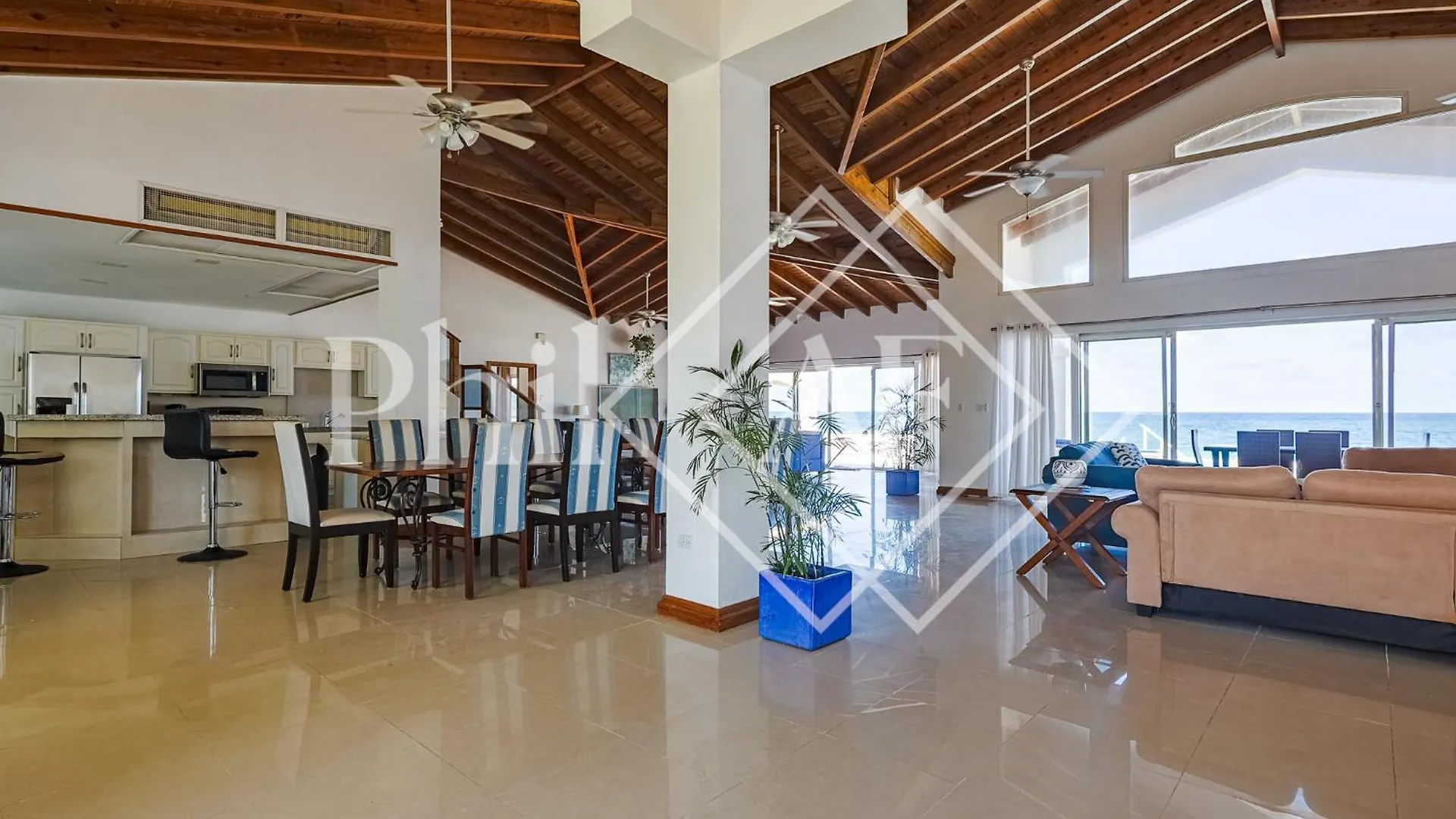10 Bed-Rooms Luxury Beach Villa Guana Bay